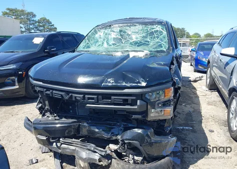 2024 Chevrolet Silverado 1500 2Wd Short Bed Custom z USA, uszkodzony, nr VIN 1GCPABEK6RZ200102